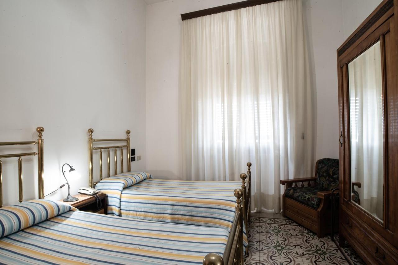 Aer Bj Vittoria Hotel 2*