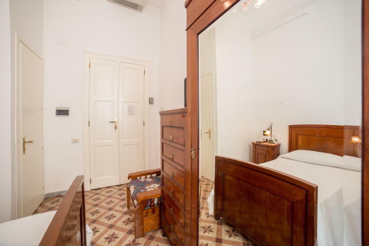 Hotel Aer Bj Vittoria 2*